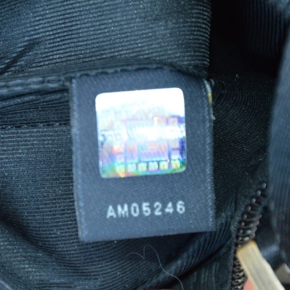 Vintage Unisex Authentic Fendi Shoulder or Crossbody bag - Picture 9 of 10